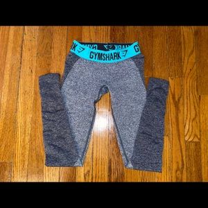 GYM SHARK LEGGINGS!